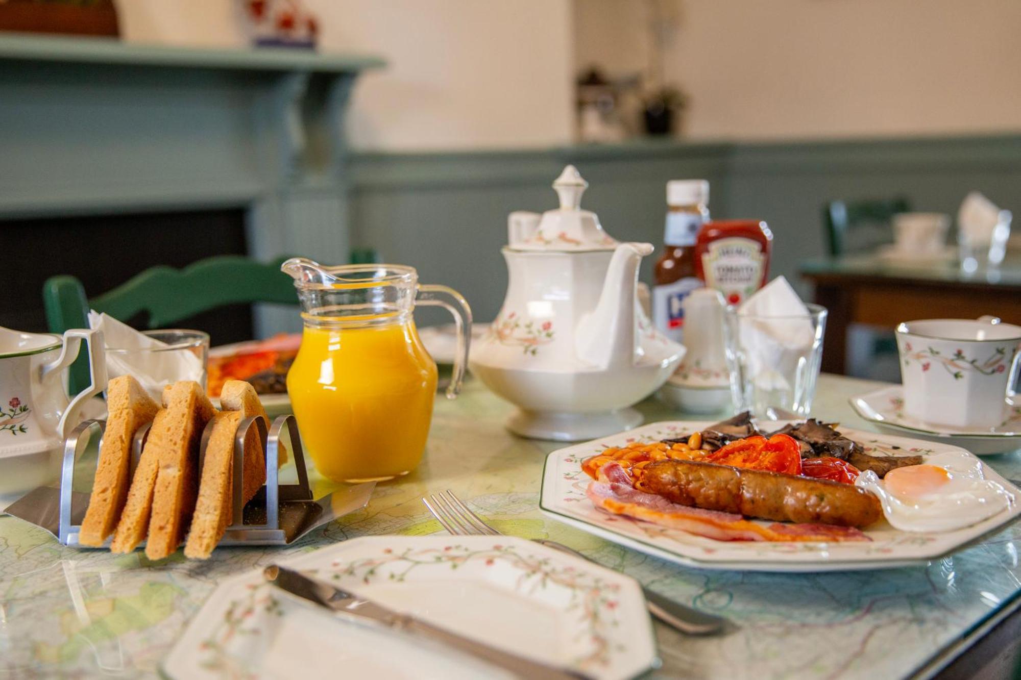 Ty Newydd B&B Brecon Ngoại thất bức ảnh