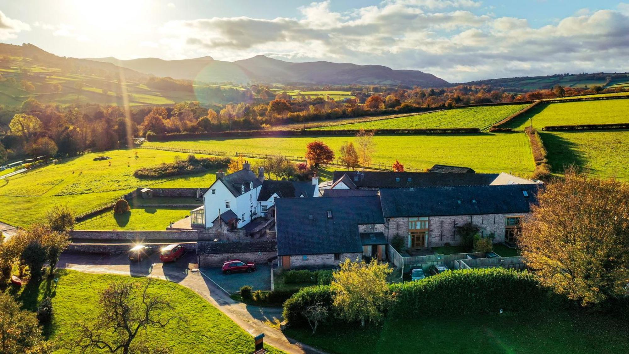 Ty Newydd B&B Brecon Ngoại thất bức ảnh