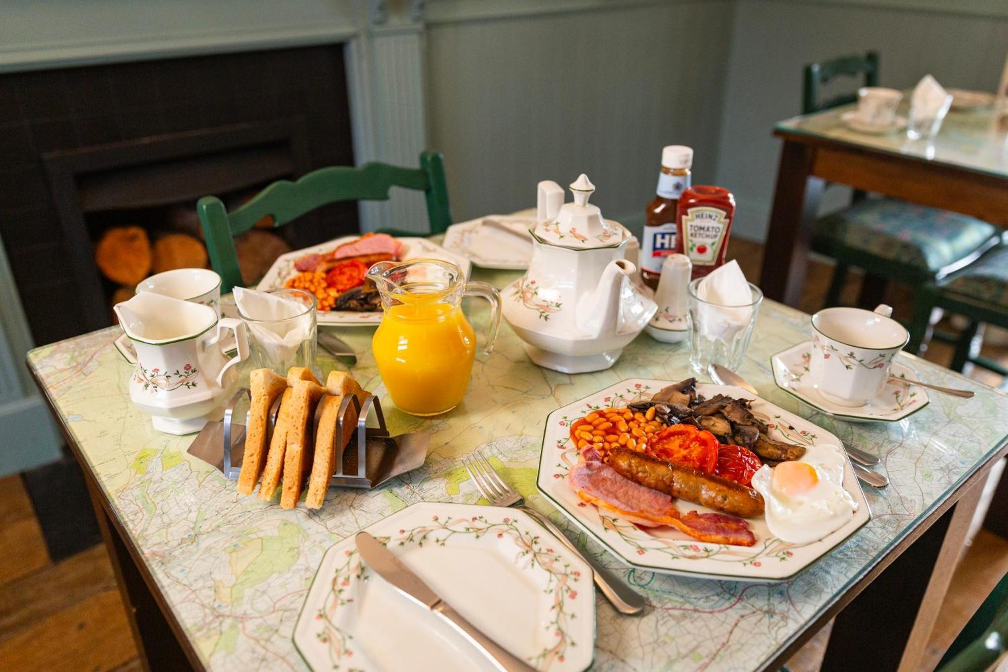 Ty Newydd B&B Brecon Ngoại thất bức ảnh