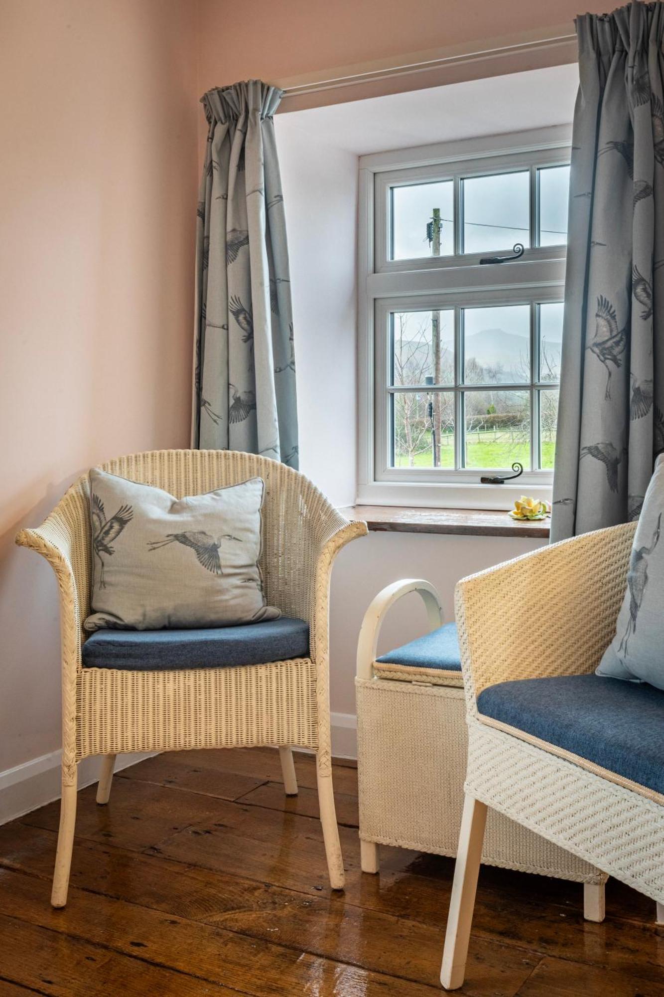 Ty Newydd B&B Brecon Ngoại thất bức ảnh