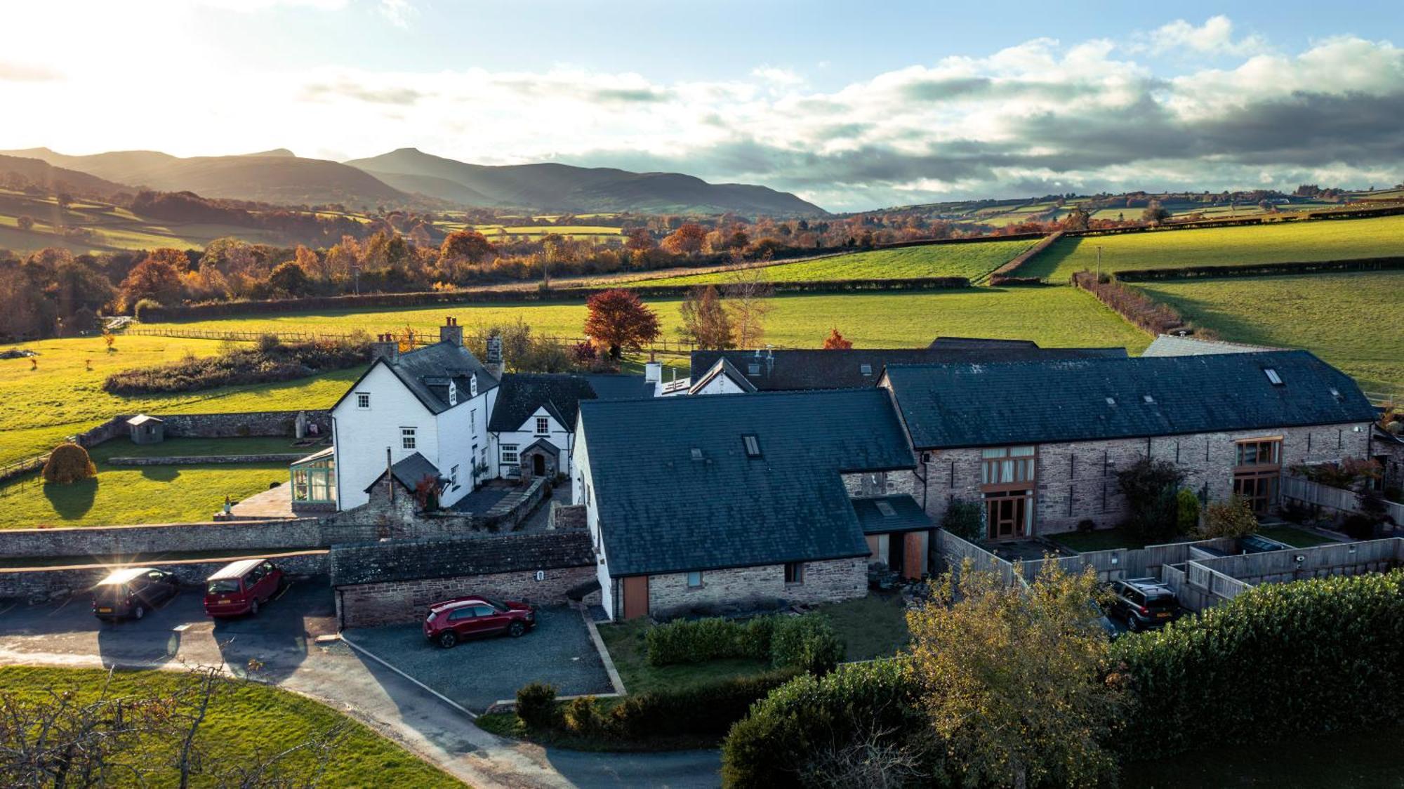 Ty Newydd B&B Brecon Ngoại thất bức ảnh